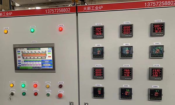發(fā)往杭州的600×1000加熱爐安裝調(diào)試完成